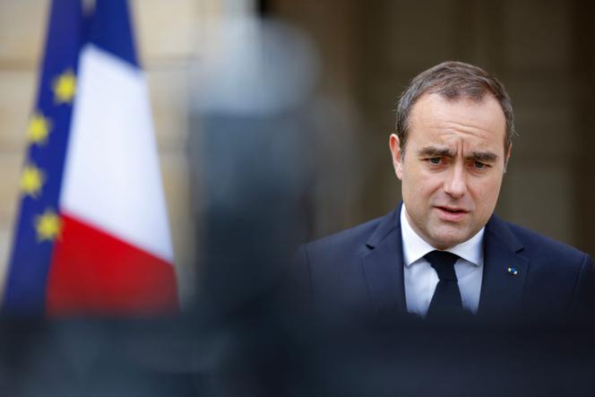 Huit syndicats exigent la suspension de la réforme du 1er-Mai pour protéger le repos des salariés