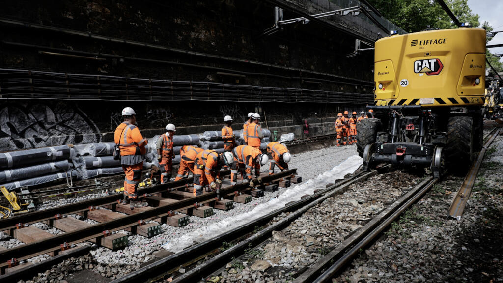 Île-de-France Mobilités engage 4 milliards d'euros pour des travaux estivaux massifs paralysant les transports franciliens